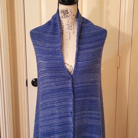 LulaRoe Pretty Fringe Shawl Cardigan - Picture 3 of 14